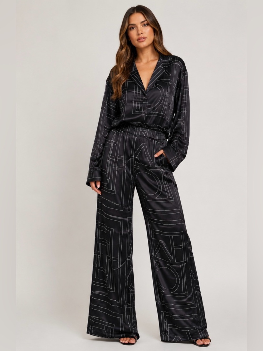 Endless MCon Black Satin Print 2 Piece Wide Leg Pant Set NWT Small